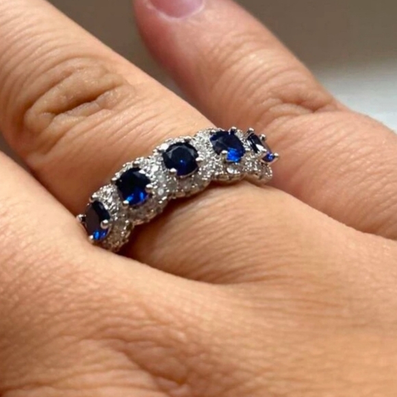 New Blue Sapphire Diamond Silver Ring - Picture 2 of 6